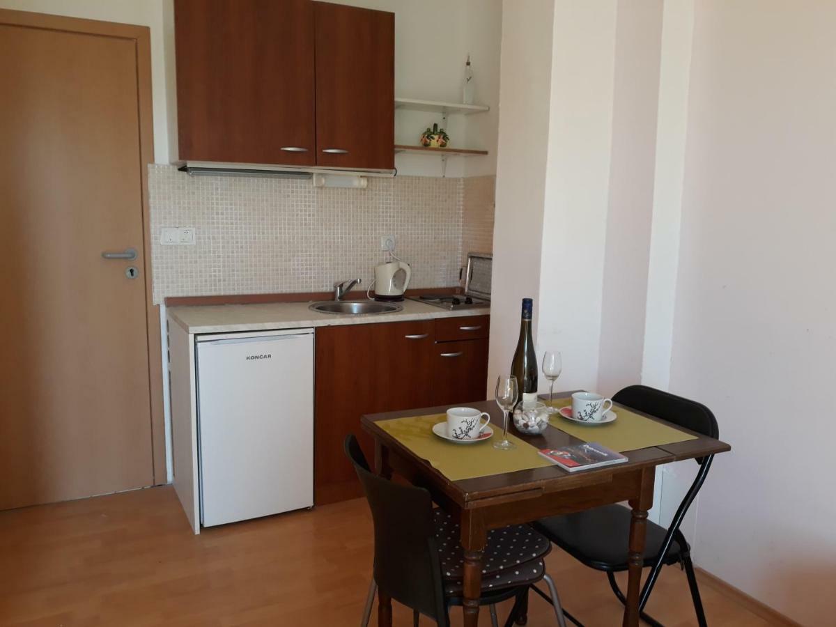 Apartmani Kljunak 자톤 외부 사진
